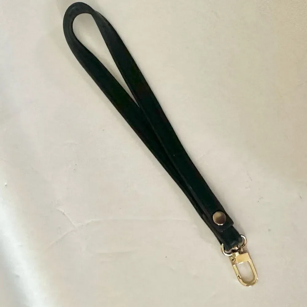 La Je  expandable clutch purse